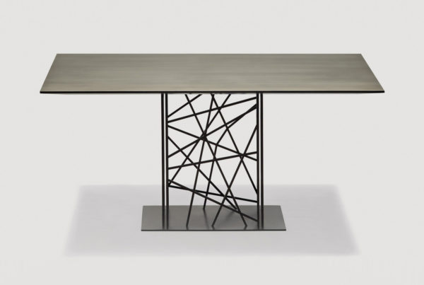 Tavolo artistico contemporaneo Deframe design Luca Casini